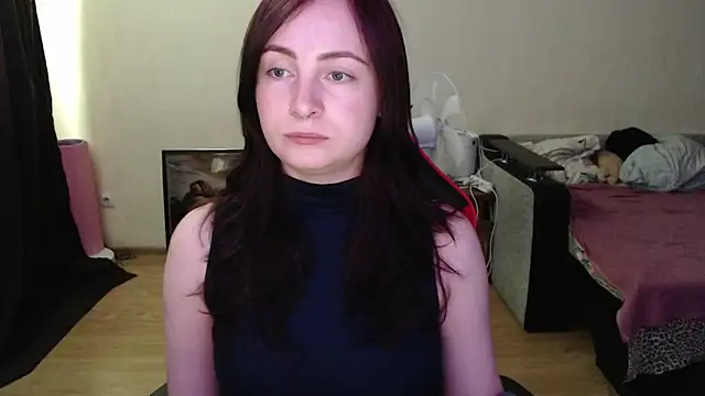 Snapshot of Laralianna chatting on June 2026 11:00:01 AM Laralianna online show from June 2026 11:00:01 AM