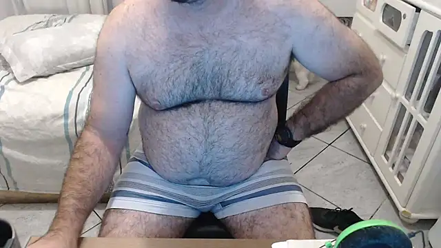 MysterBearMG online show from February 2026 10:40:01 PM