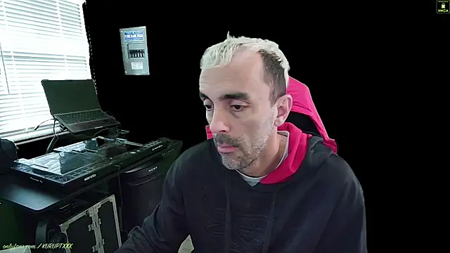 kuruptxxx live online show from December 2024 05:23:02 PM