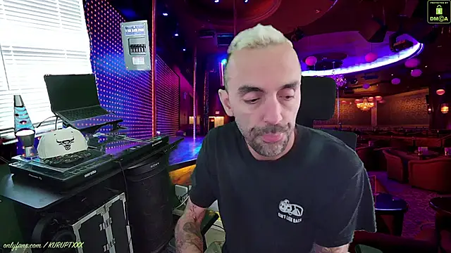 kuruptxxx live online show from January 2025 05:47:02 PM