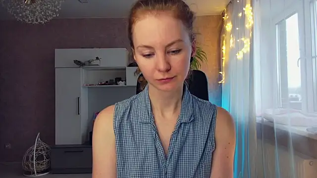 Cuddle Cat online show from February 2025 05:58:01 AM