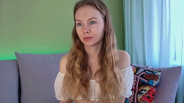 Cuddle Cat online show from February 2026 06:09:01 AM