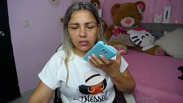 cum bigass online show from November 2025 12:17:01 PM