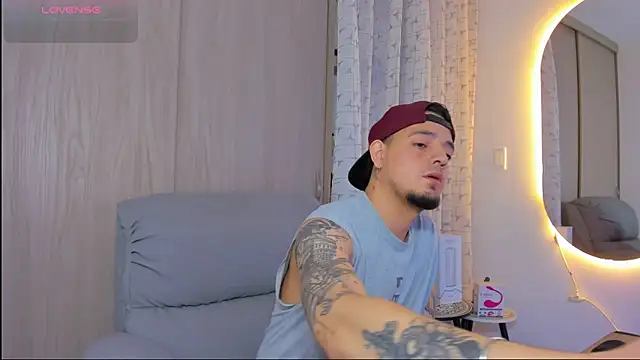 alejandro calderon1 online show from November 2025 05:02:01 AM