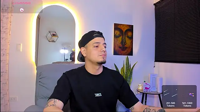 alejandro calderon1 online show from January 2026 03:20:01 AM