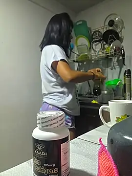 Hannah-grace online show from November 2025 10:21:01 AM