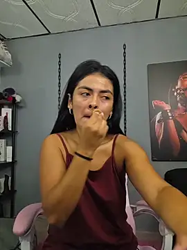 Snapshot of Hannah-grace chatting on February 2026 10:42:02 AM Hannah-grace online show from February 2026 10:42:02 AM