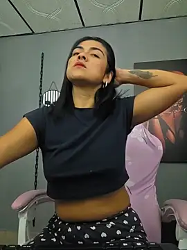 Snapshot of Hannah-grace chatting on February 2026 09:28:01 AM Hannah-grace online show from February 2026 09:28:01 AM