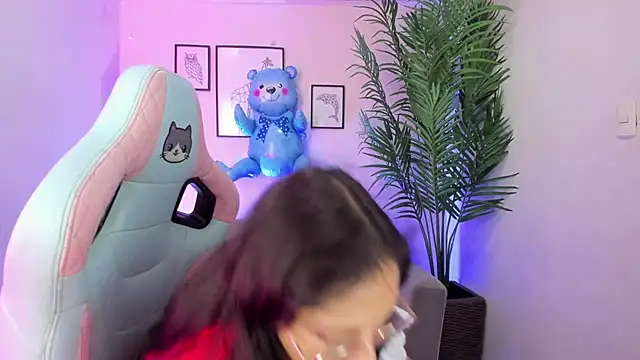 Kyomi chang online show from March 2025 01:18:01 PM