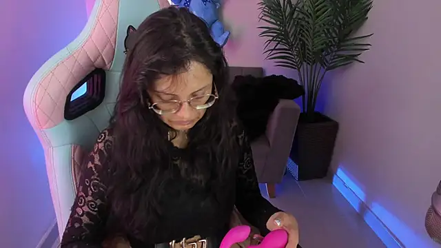 Kyomi chang online show from March 2025 01:30:02 PM