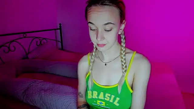 SexyCocobutt online show from December 2024 07:54:02 AM