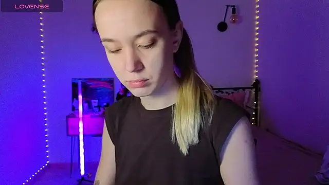 SexyCocobutt online show from October 2025 07:53:01 AM