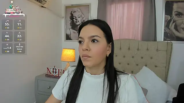 Snapshot of Beautyari_ chatting on December 2025 12:23:02 PM Beautyari online show from December 2025 12:23:02 PM