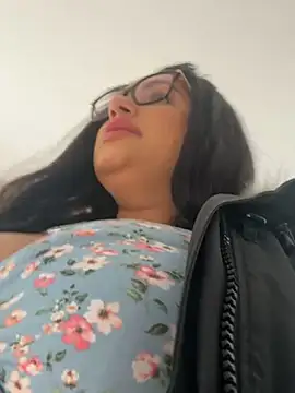 MeghanXO online show from December 2024 06:34:02 PM
