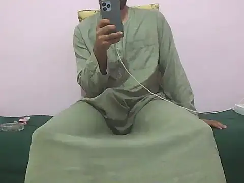 foxsanSs online show from November 2025 11:26:01 PM