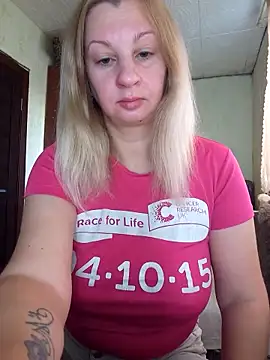 BustyBlond online show from November 2025 05:06:01 AM