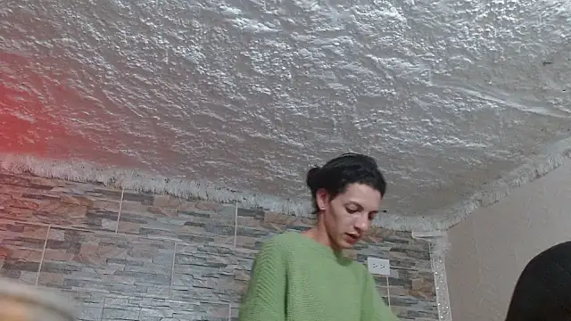 Snapshot of omar_alurba chatting on November 2025 02:43:02 PM omar alurba online show from November 2025 02:43:02 PM