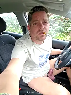 Trucker Hunter online show from December 2024 01:55:01 PM