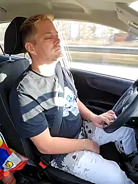 Trucker Hunter online show from January 2025 12:06:02 PM