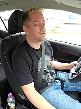 Trucker Hunter online show from March 2025 01:35:02 PM