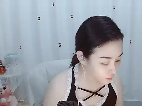 Angel-C online show from October 2025 01:17:02 AM