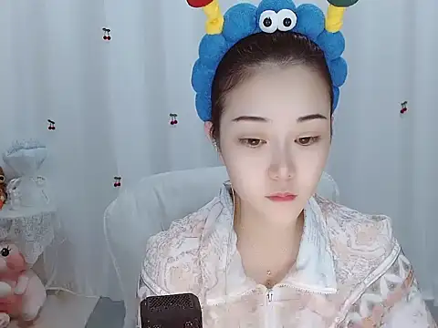 Angel-C online show from October 2025 01:31:01 AM