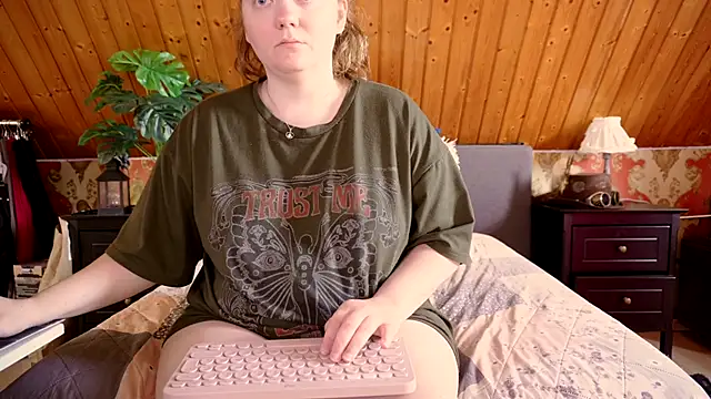 TessaWinter online show from September 2025 02:19:01 PM