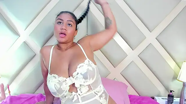 Snapshot of SSCARLETH_ chatting on March 2025 02:34:02 PM SSCARLETH online show from March 2025 02:34:02 PM