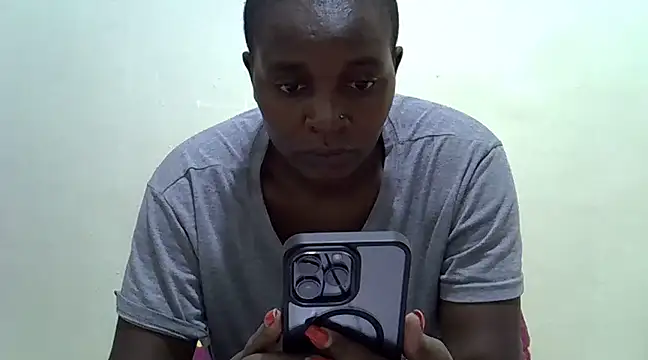 Snapshot of Realdiva02 chatting on March 2025 06:54:01 PM Realdiva02 online show from March 2025 06:54:01 PM
