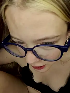 -veranito- online show from February 2025 03:07:02 AM