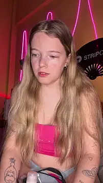 -veranito- online show from February 2026 03:04:02 AM