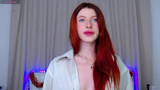 WildRedBerry online show from December 2024 12:35:01 PM