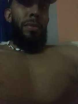 Snapshot of Alessandro__Rossi chatting on March 2025 10:57:02 AM Alessandro Rossi online show from March 2025 10:57:02 AM