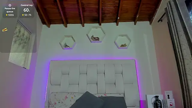 Snapshot of shanakendall chatting on November 2025 02:17:02 PM shanakendall online show from November 2025 02:17:02 PM