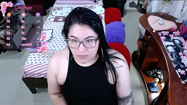 Snapshot of lufek23 chatting on March 2025 12:05:02 AM lufek23 online show from March 2025 12:05:02 AM