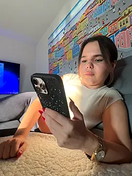 TheCinderella online show from October 2025 03:57:02 PM