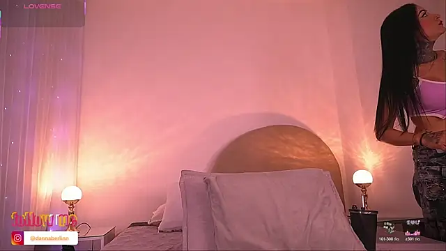 danna berlin  online show from November 2025 07:24:02 PM