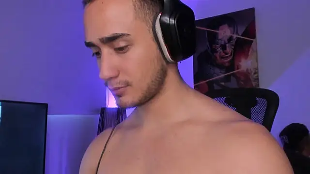 AlexRivera6 online show from December 2024 10:44:02 PM