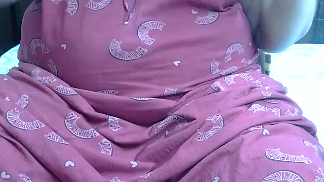 Snapshot of Kavya_XX chatting on October 2025 12:44:02 AM Kavya XX online show from October 2025 12:44:02 AM