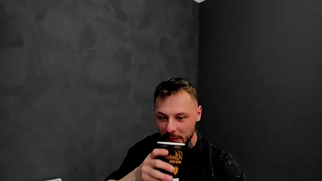 Snapshot of BrianHunts chatting on January 2025 01:38:02 PM BrianHunts online show from January 2025 01:38:02 PM