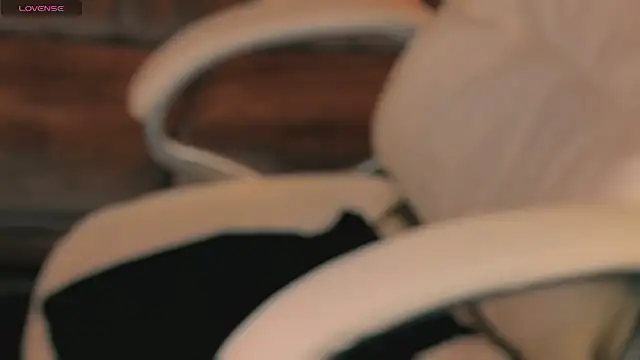 Daphne Moss online show from March 2026 02:10:02 PM