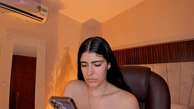  Niah  online show from January 2026 09:40:02 PM