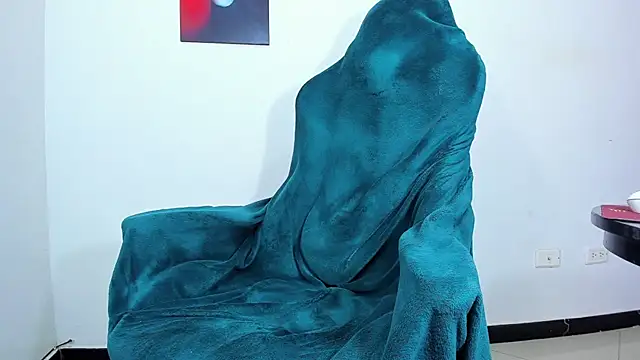 lazzon bastion online show from February 2025 08:00:01 PM