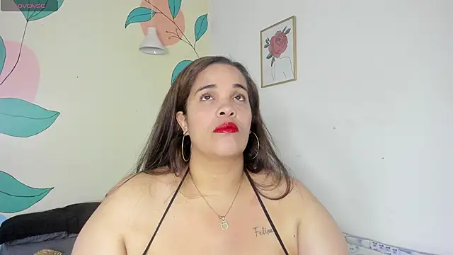 Alondra zaaens online show from October 2025 01:01:01 PM