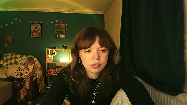 ClancyMorissey online show from November 2025 07:16:01 PM