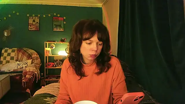 ClancyMorissey online show from November 2025 07:16:02 PM