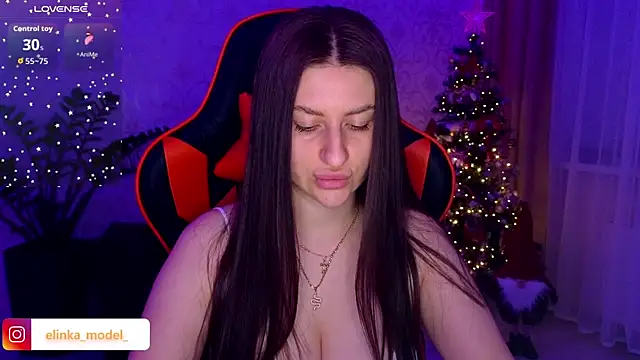 Elishka  online show from December 2025 07:10:01 PM