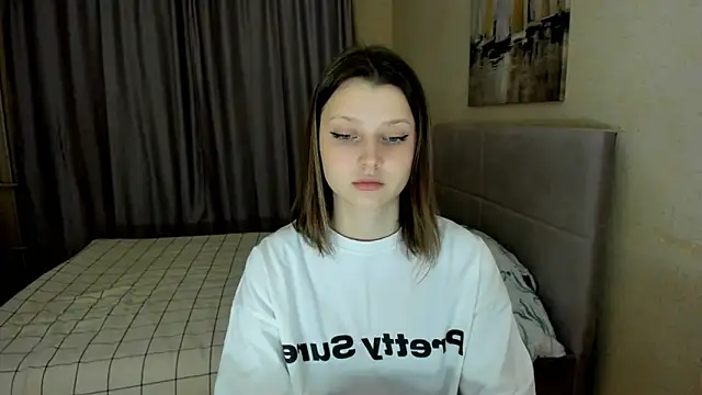 Snapshot of SoniNesti chatting on November 2025 02:28:02 PM SoniNesti online show from November 2025 02:28:02 PM