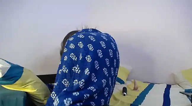 cutee  crazy online show from December 2024 05:44:01 PM