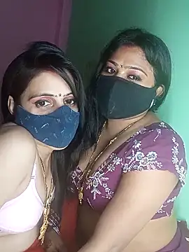 cutee  crazy online show from October 2025 06:07:01 PM